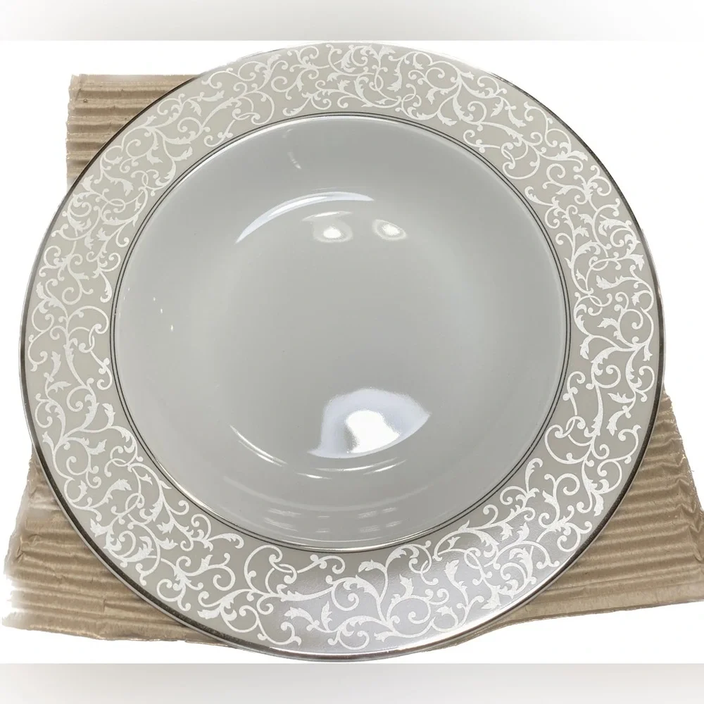 Set of 4 Porcelain Soup BOWLS 8 1/2 inches